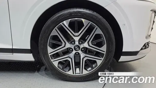 Hyundai Grandeur Hybrid 2024 — Photo 29/34