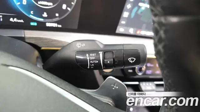 Kia K8 2021 — ფოტო 13/32