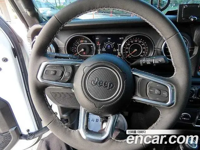 Jeep Wrangler 2023 — Şəkil 4/18