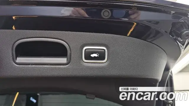 Kia Stinger 2018 — Şəkil 27/37