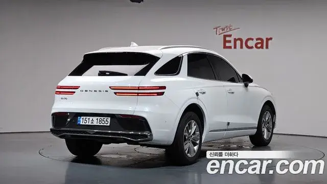 Genesis GV70 2024 — ფოტო 7/33