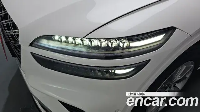 Genesis GV70 2024 — ფოტო 24/33