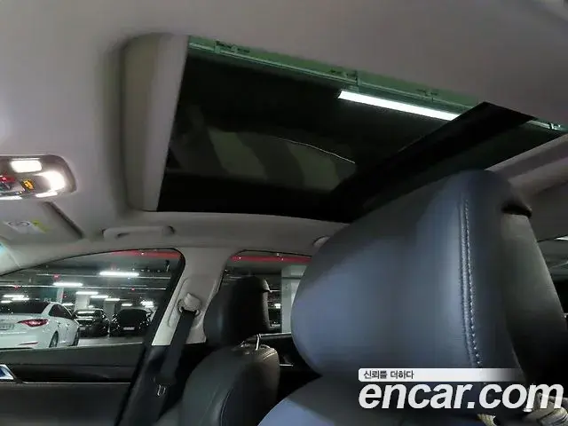Genesis G80 2024 — Photo 13/20