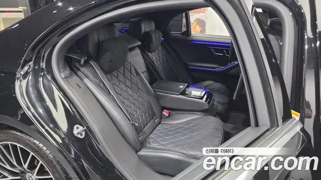 Mercedes-Benz S-Class 2022 — ფოტო 8/33