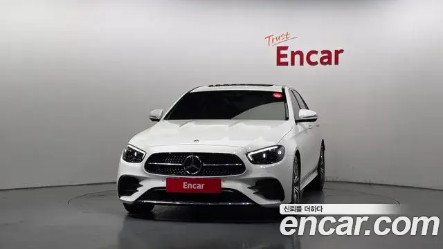 Mercedes-Benz E-Class 2020 — Фото 3/20