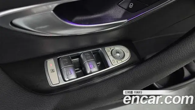Mercedes-Benz E-Class 2020 — Фото 20/20