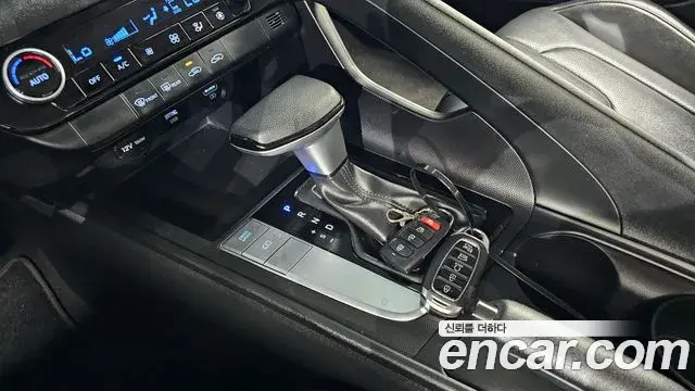 Hyundai The New Avante Hybrid 2023 — ფოტო 14/30