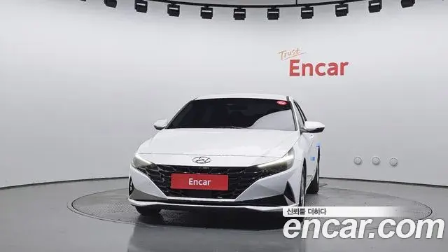 Hyundai Avante 2023 — Photo 3/20