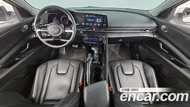 Hyundai Avante 2023 — Photo 7/20