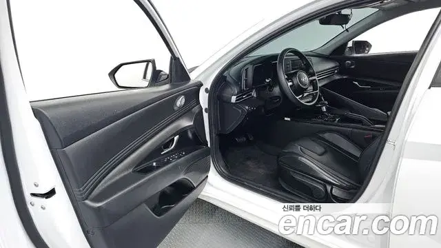 Hyundai Avante 2023 — Photo 10/20