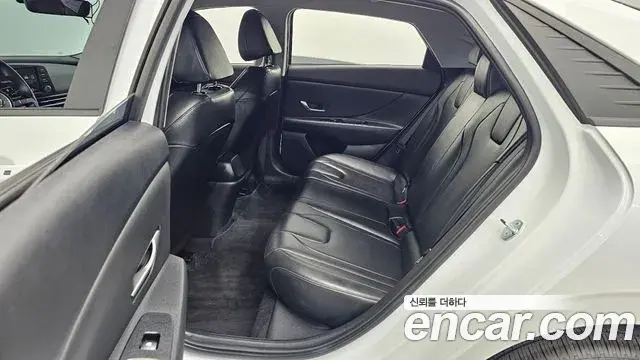 Hyundai Avante 2023 — Photo 11/20