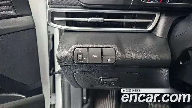 Hyundai Avante 2023 — Photo 18/20