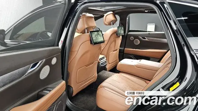 Genesis G80 2022 — Şəkil 19/20