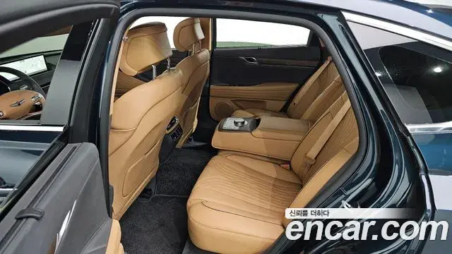 Genesis G80 2023 — Şəkil 14/20