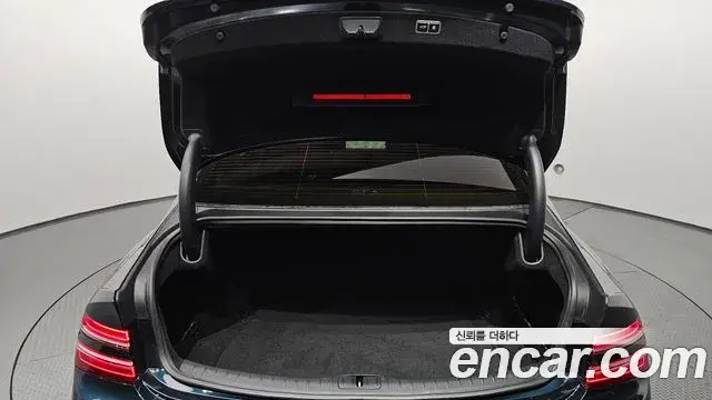 Genesis G80 2023 — Şəkil 10/20