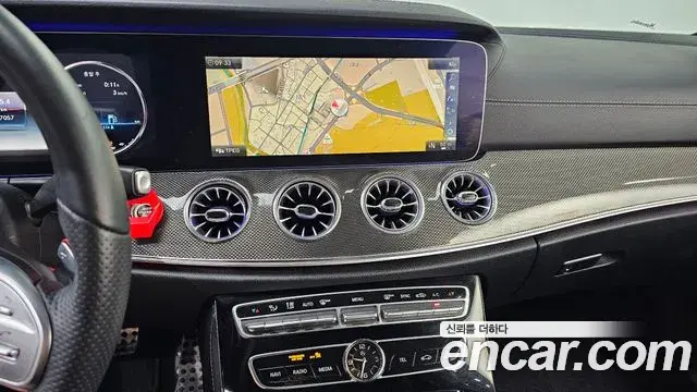 Mercedes-Benz E-Class 2019 — Фото 14/20