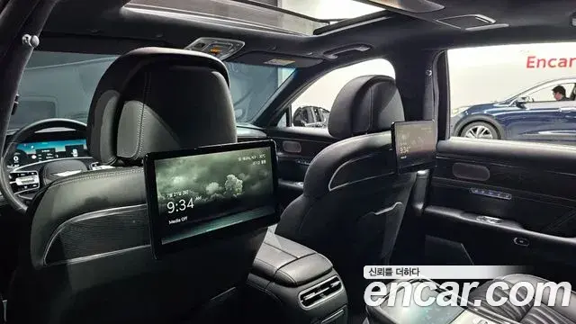 Genesis G90 2022 — Photo 32/33