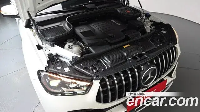 Mercedes-Benz GLE-Class 2025 — Photo 25/37