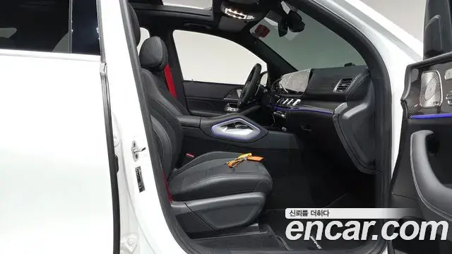 Mercedes-Benz GLE-Class 2025 — Photo 14/37