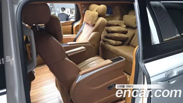 Kia Carnival 2024 — Şəkil 17/36