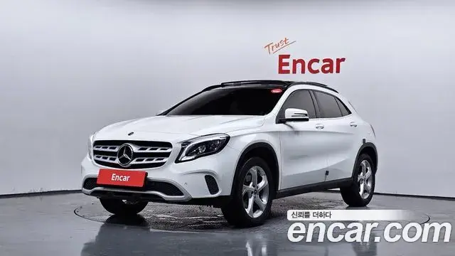 Mercedes-Benz GLA-Class 2018 — Фото 1/20