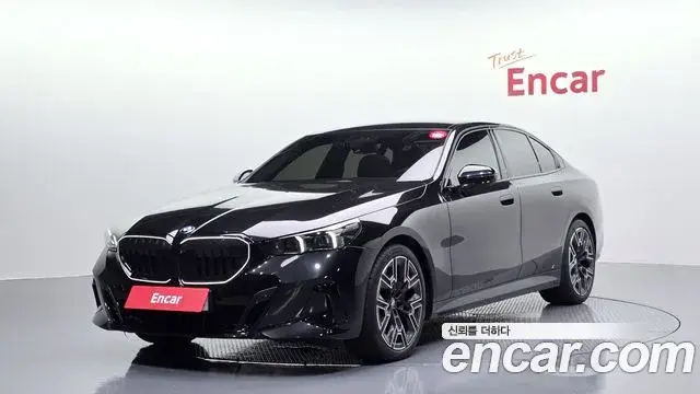 BMW 5 Series, 2025