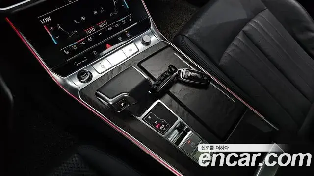 Audi A6 2021 — ფოტო 10/34