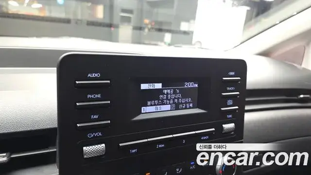 Hyundai Staria 2024 — Photo 26/28