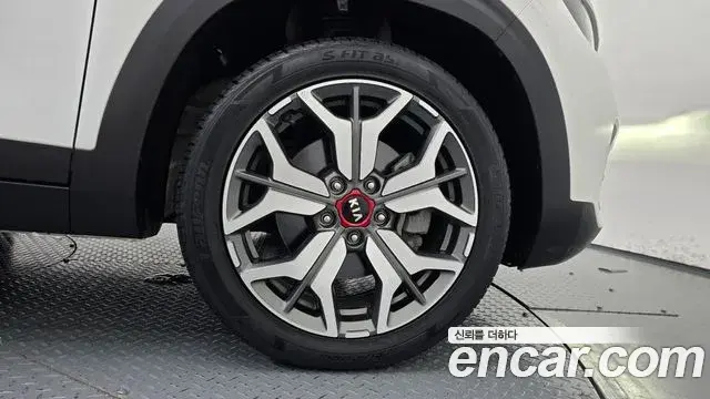 Kia Seltos 2019 — Photo 24/35