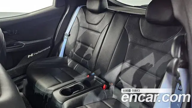 Hyundai Veloster 2019 — ფოტო 20/30