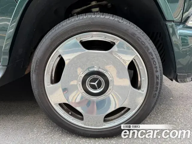 Mercedes-Benz G-Class 2023 — Şəkil 12/18