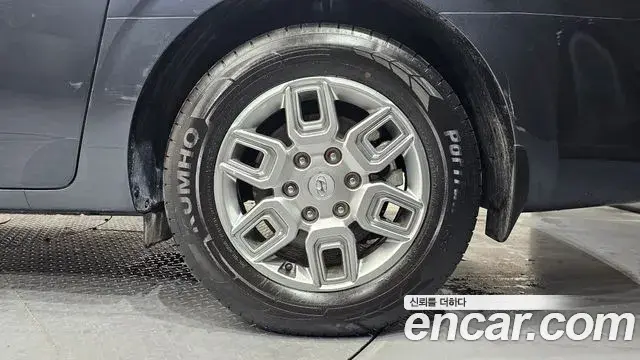 Hyundai Staria 2021 — ფოტო 15/31