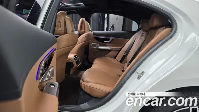 Mercedes-Benz E-Class 2026 — Фото 12/20