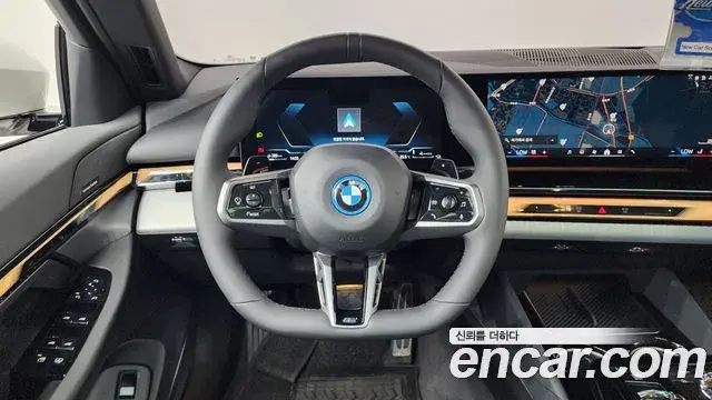 BMW 5 Series 2025 — Photo 4/35