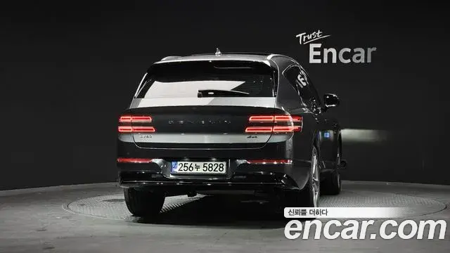 Genesis GV80 2020 — Photo 17/19