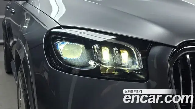 Mercedes-Benz GLS-Class 2020 — Photo 26/34