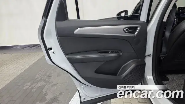 Renault Samsung XM3 2023 — ფოტო 10/32