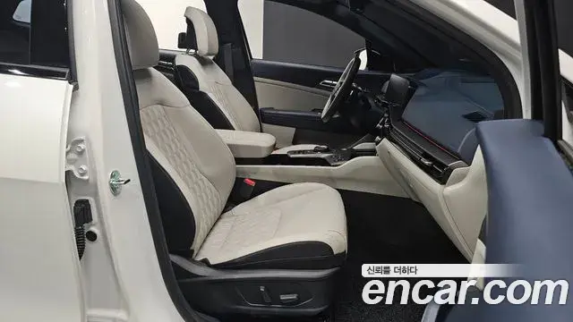 Kia Sportage 2025 — Photo 9/20