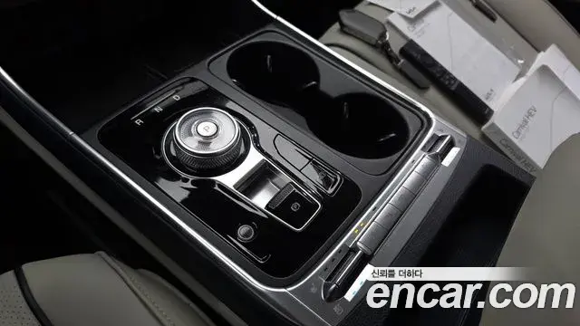 Kia Carnival 2025 — Фото 8/20