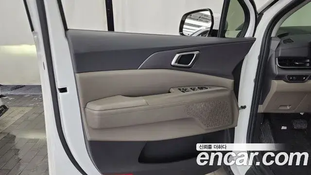 Kia Carnival 2024 — Şəkil 6/30