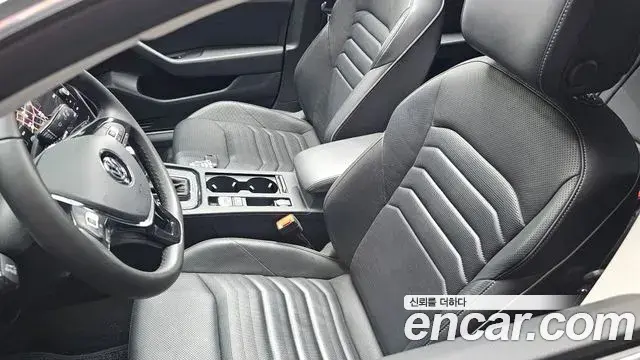 Volkswagen Arteon 2020 — Şəkil 14/35