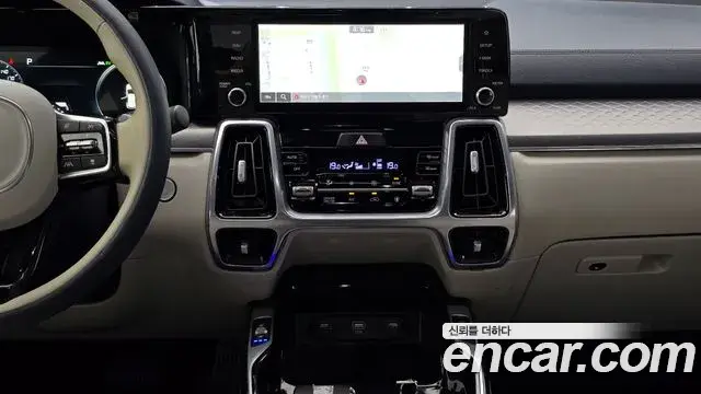 Kia Sorento 2022 — Фото 14/20