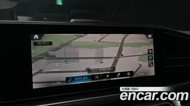 Mercedes-Benz GLE-Class 2021 — Photo 16/20