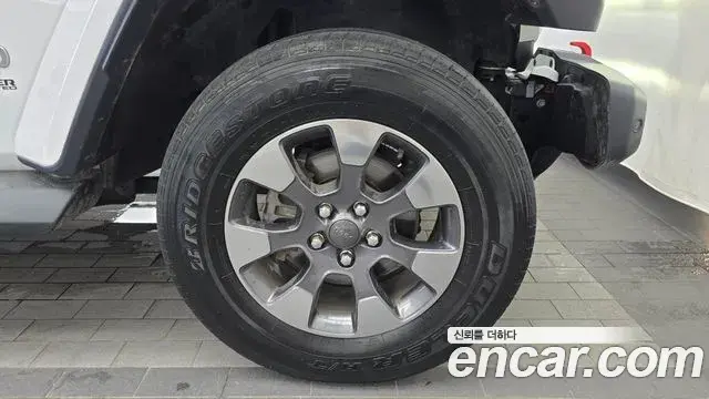 Jeep Wrangler 2019 — Photo 13/31