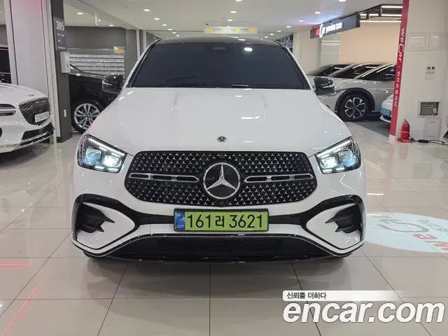 Mercedes-Benz GLE-Class 2026 — Photo 14/18
