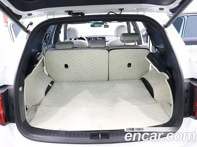 Kia Sorento 2023 — Фото 4/20