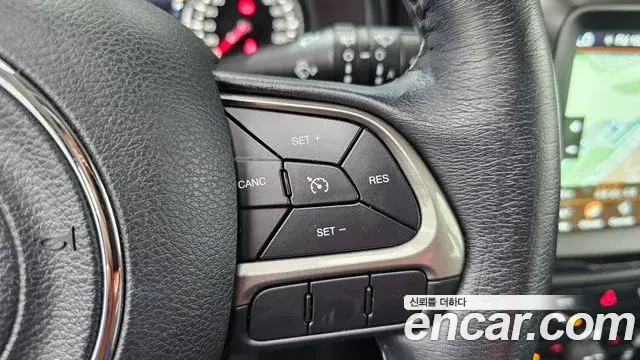 Jeep Renegade 2021 — Photo 10/20