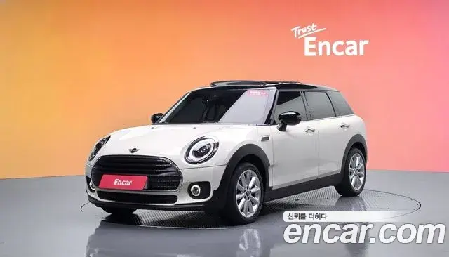 Mini Cooper Clubman 2021 — Photo 1/20