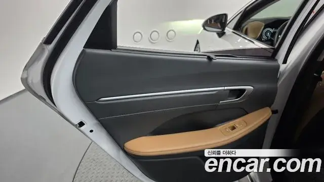 Hyundai Sonata Hybrid 2020 — Şəkil 7/35