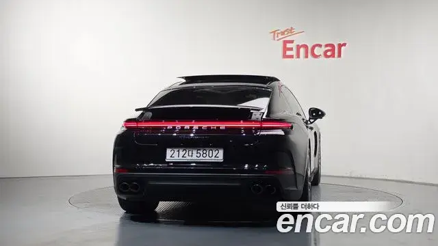 Porsche Panamera 2025 — ფოტო 24/40